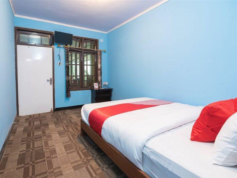 Oyo 1852 Intan Bromo Homestay Pasuruan Dış mekan fotoğraf