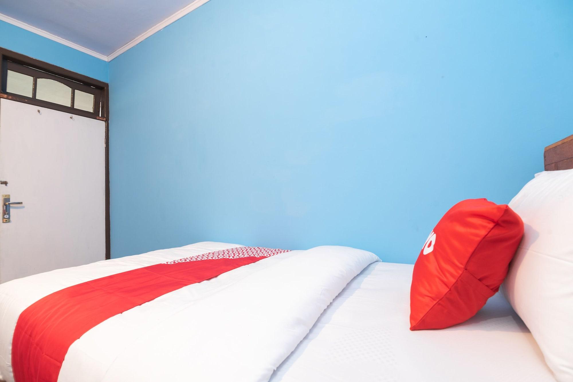 Oyo 1852 Intan Bromo Homestay Pasuruan Dış mekan fotoğraf