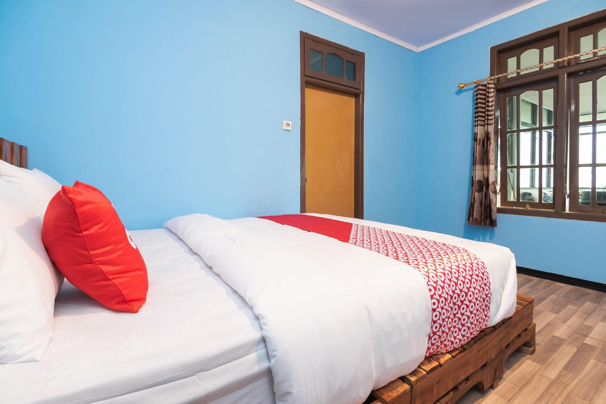 Oyo 1852 Intan Bromo Homestay Pasuruan Dış mekan fotoğraf