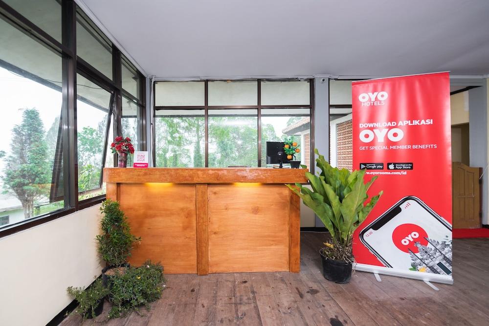 Oyo 1852 Intan Bromo Homestay Pasuruan Dış mekan fotoğraf