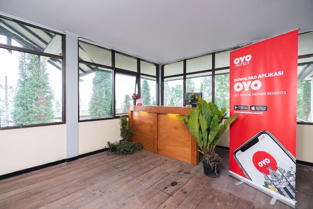Oyo 1852 Intan Bromo Homestay Pasuruan Dış mekan fotoğraf
